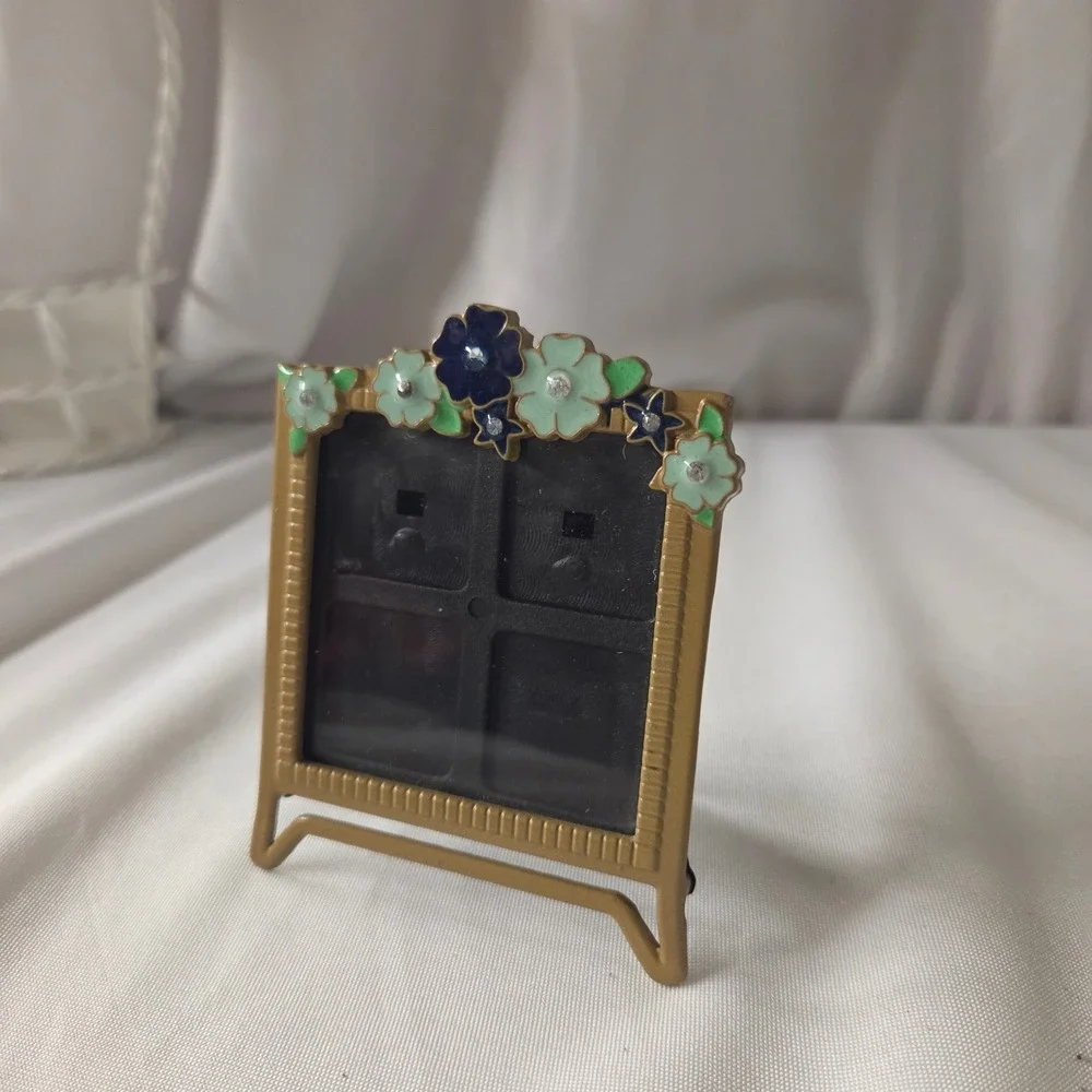 Vintage Gold Tone Miniature Picture Frame Enameled Flower Rhinestone‎ Art Deco